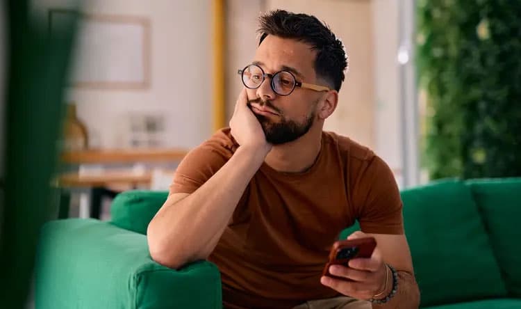 Psychology Explains Why We Hesitate to Reconnect