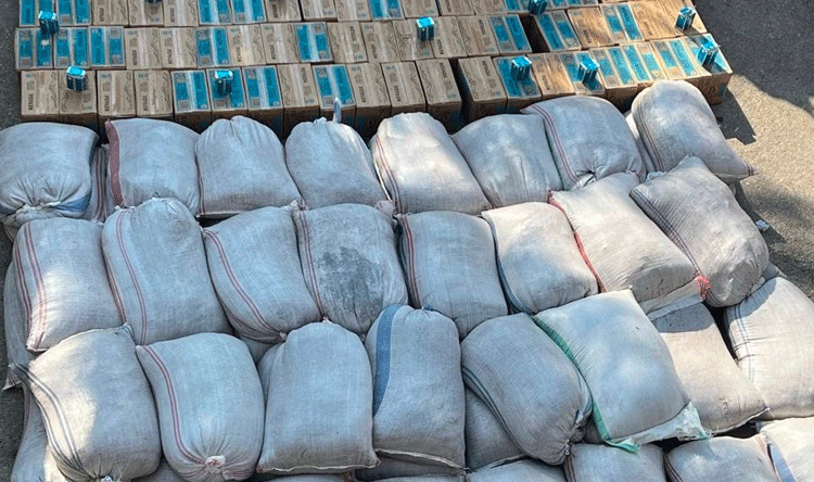 Lebanese Forces Seize Smuggled Food