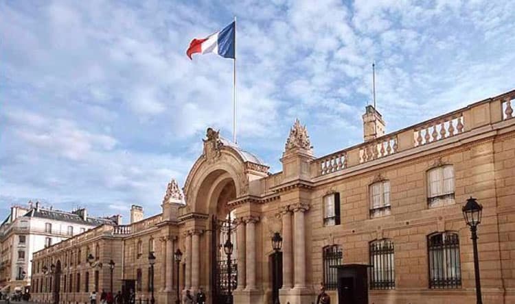 فرنسا تؤكد احترام قرار 1701