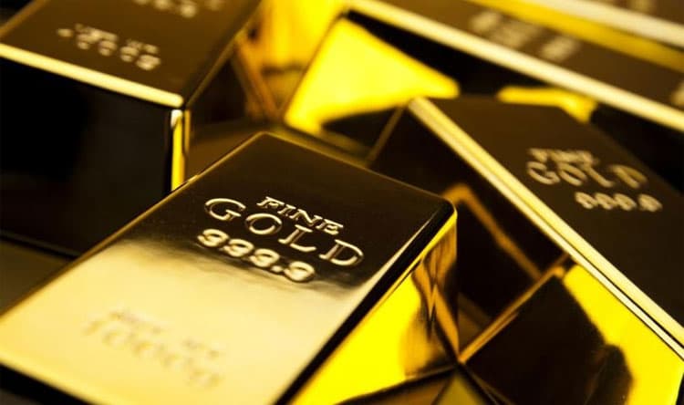 Gold prices fall in spot trades