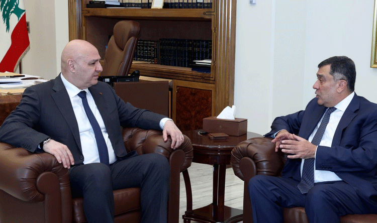 US resumes Beirut flights per Aoun-Hout talks