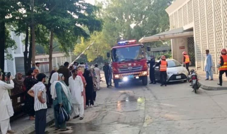 14 children killed in Islamabad hospital fire