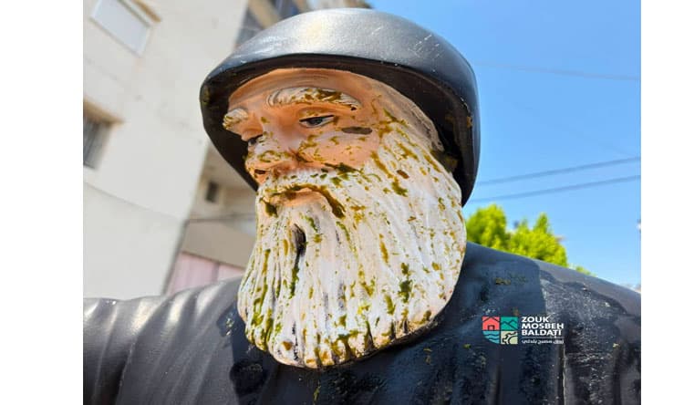 تخريب تمثال مار شربل بزوق مصبح
