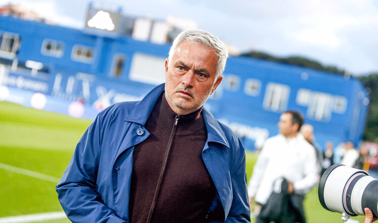Mourinho cautions journalist on Madrid news