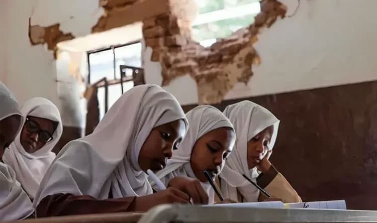 أطفال السودان يواجهون الجوع والأوبئة