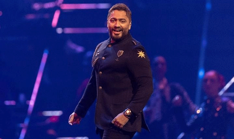 Tamer Hosny Launches Album Mesh Hatker