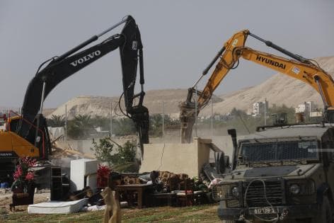 إسرائيل تدمر منزلا في جلبون