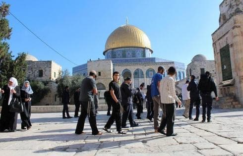 مستشار القدس يتحدث عن السيطرة على باب الرحمة