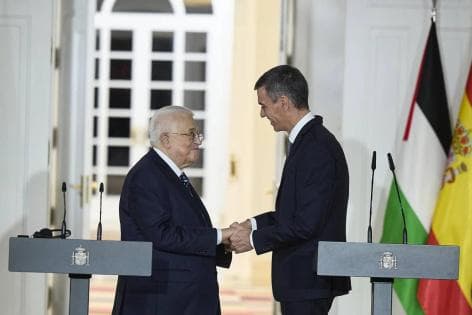 President Abbas congratulates Spain leaders on World Cup
