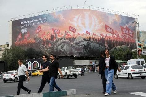 Efforts to ease tensions in Hormuz talks