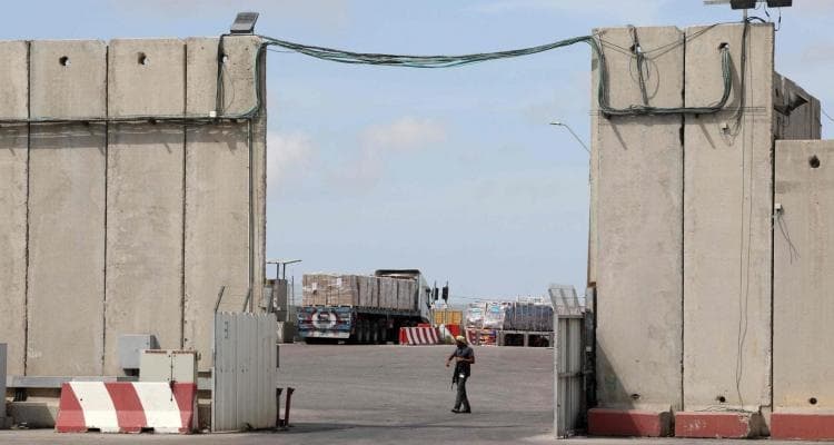 إغلاق المعابر يحد من حركة المرضى والإمدادات في غزة سبتمبر