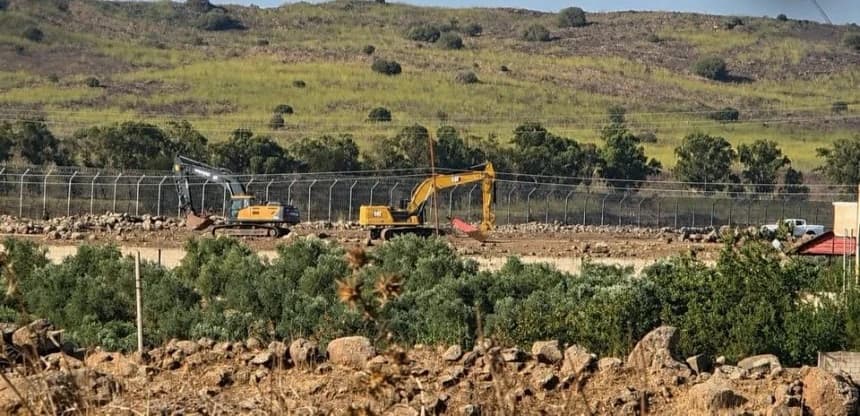 Israeli forces resume work on Sufa 53 road