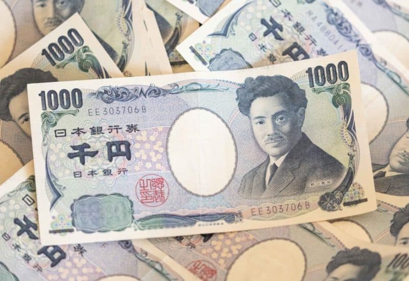 Alyeen Holds Gains as Traders Remain Cautious