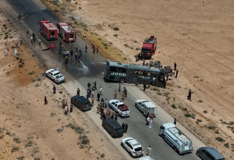 Syrian bus crash kills 35