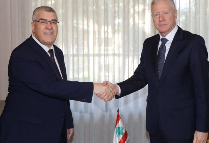 وزير الخارجية يلتقي سفراء الجزائر وسريلانكا والسويد