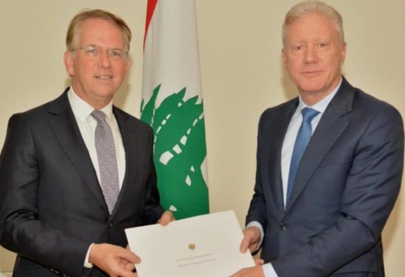 Foreign Minister accepts French ambassador's credentials