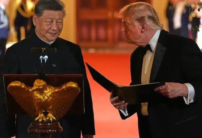 Trump and Shuya end summit with Archives visit