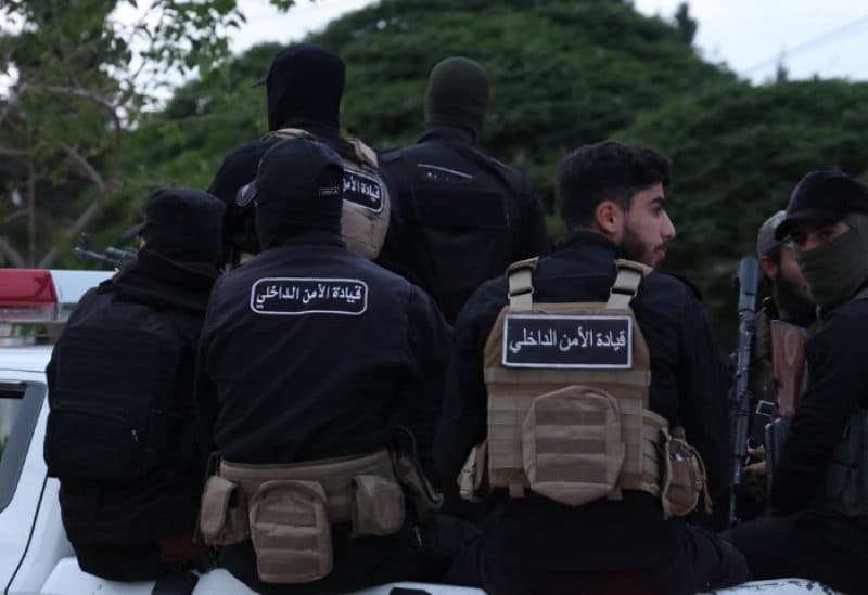 3 من قوات الأمن السوري يوقعون قتلى في درعا