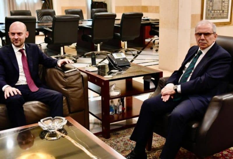 سلام يطالب بعدم فراغ في الجنوب