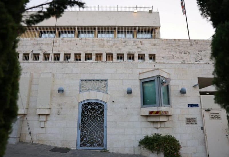 Britain maintains Jerusalem consulate under new terms