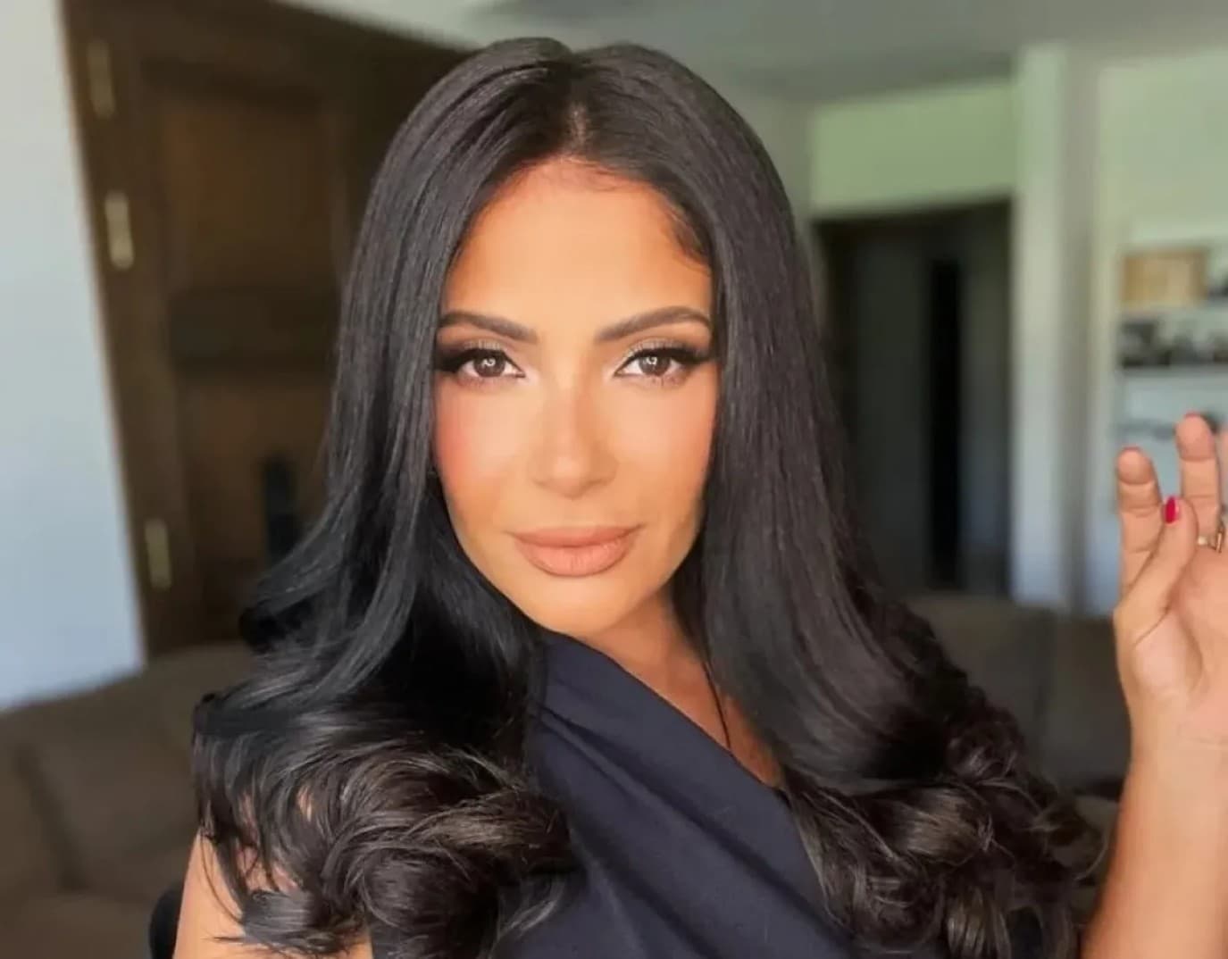 Mona Zaki marks daughter's graduation with heartfelt message