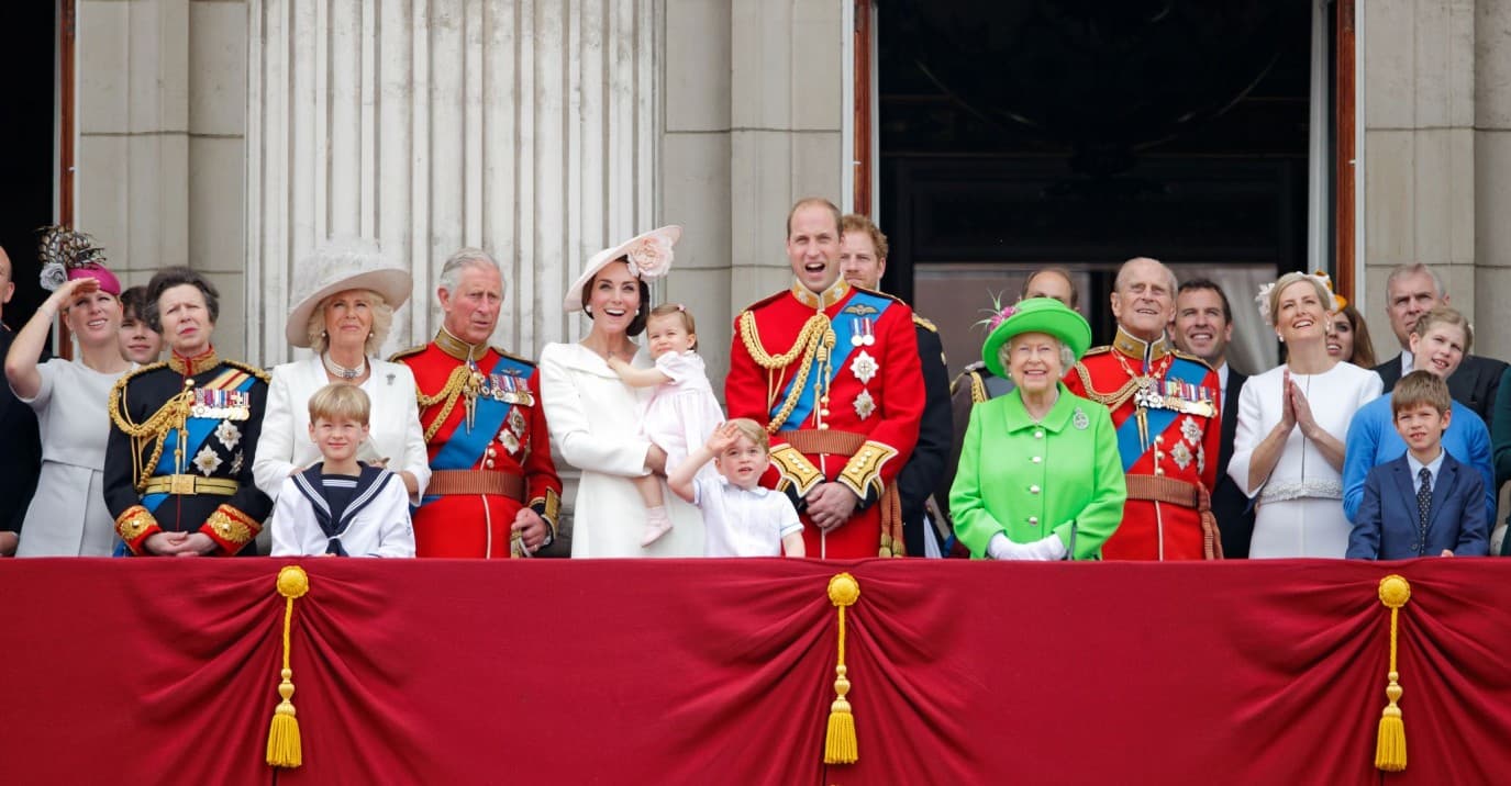 Queen Elizabeth's 15 grandchildren
