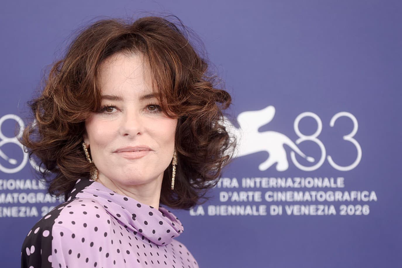 Parker Posey Discusses Wild Horse Nine Role