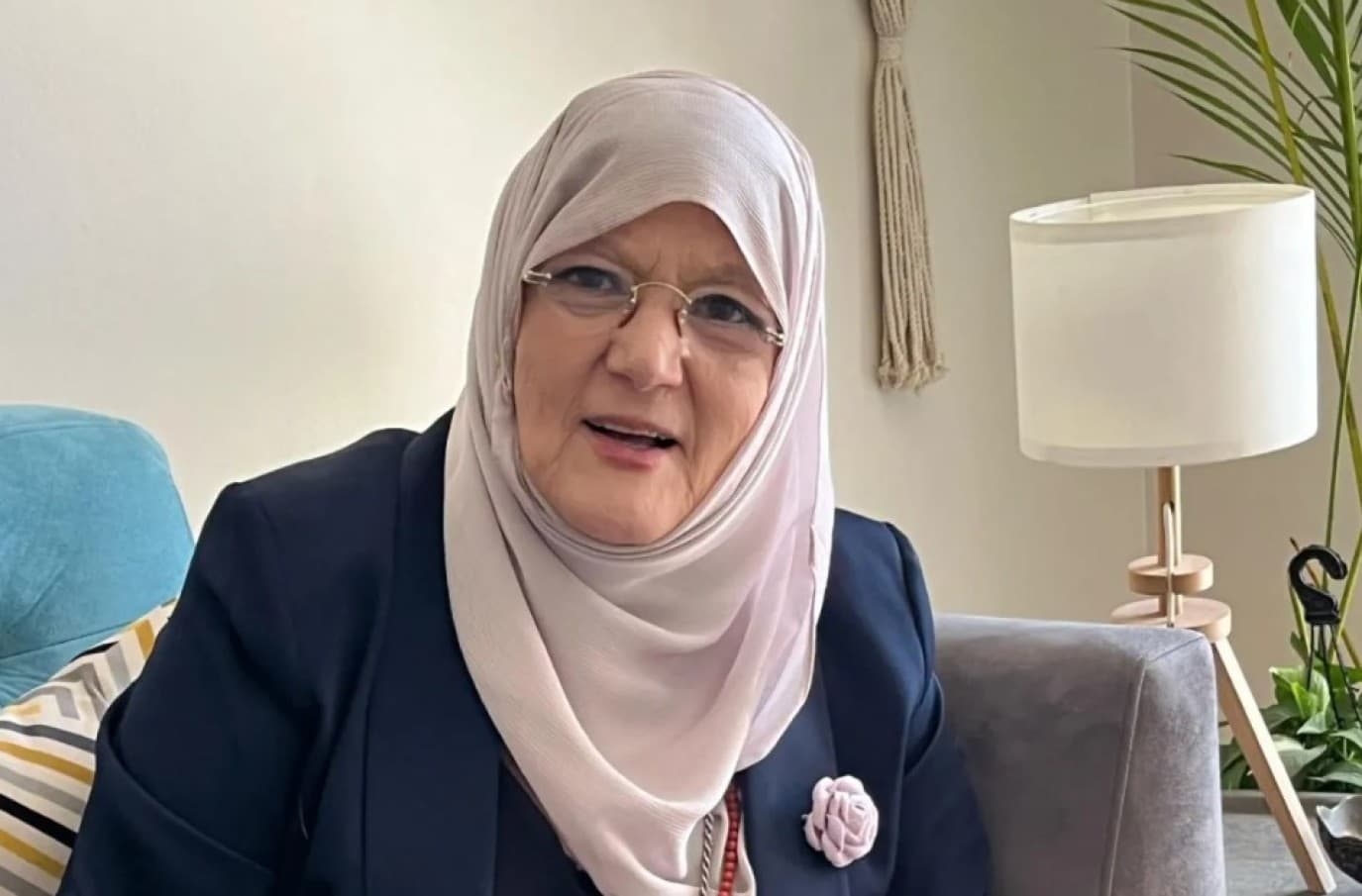 شمس البارودي تتذكر وفاة حبيبها في نفس الشهر