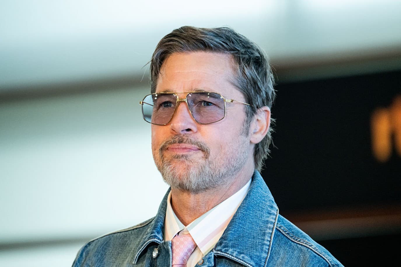 Brad Pitt Discusses Gaining His Dog's Trust
