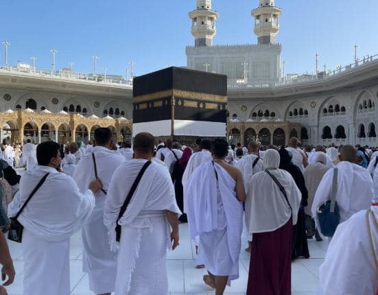 لجان السياحة تراقب برامج العمرة