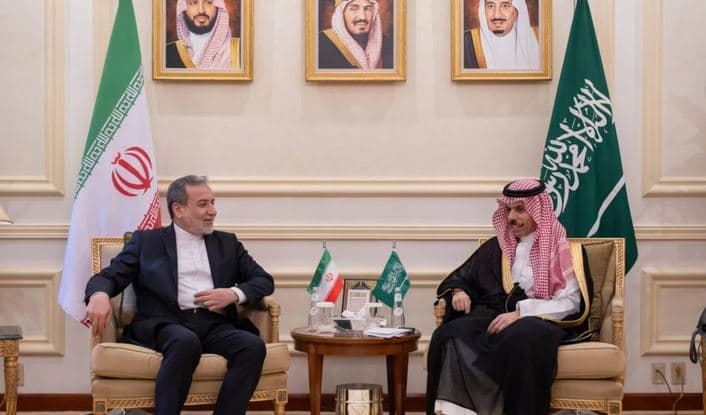 السعودية وإيران تتباحثان التصعيد الحوثي