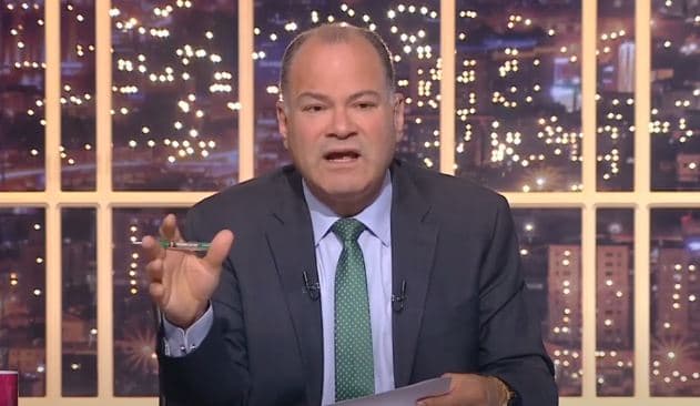 نشأت الديهي يوضح عدم شعور المواطن بجهود الحكومة