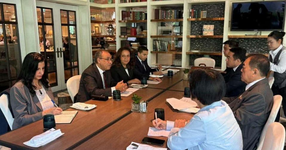 Foreign Minister Meets Thai Chamber Leader