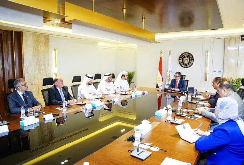 Planning Minister reviews Egypt Excellence Award issues