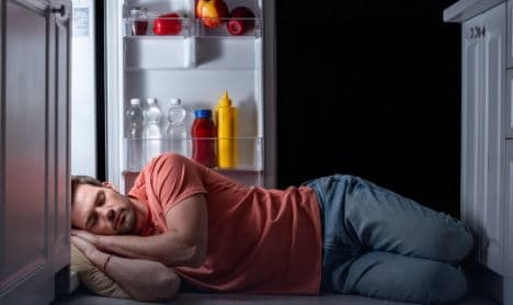 British adopt unusual ways to beat the heat