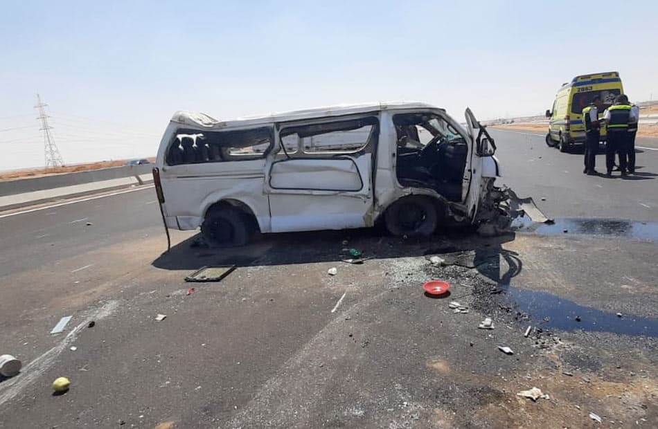 Eight injured in south Port Said bus crash