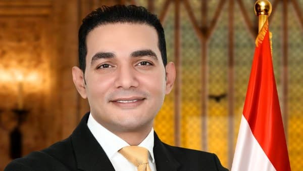 نائب نشأت حتة يدعم مواجهة الجرائم الرقمية
