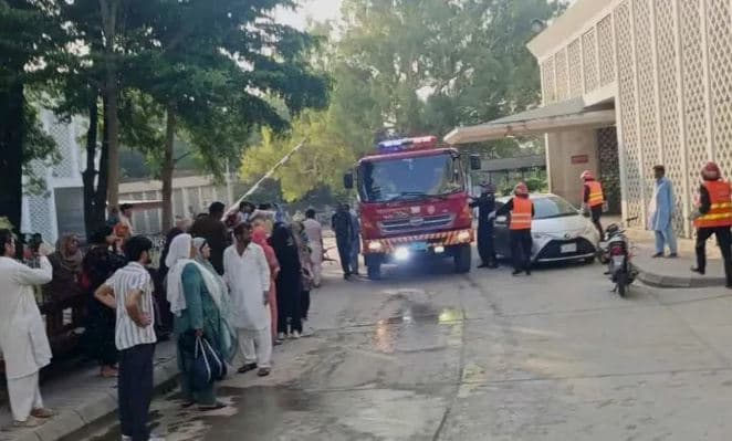 مصر تدعو لتقديم المساعدة لباكستان بعد حريق مستشفى إسلام آباد