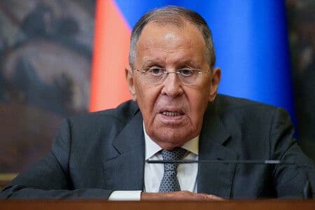 Japan's stance on Putin's Kuril visit questioned