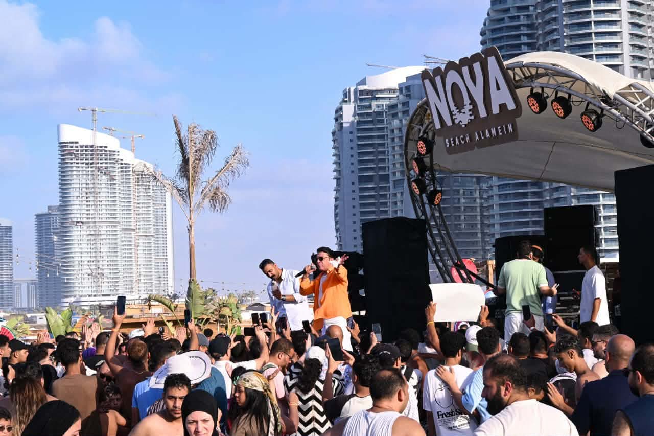 Mustafa Kamel and Mahmoud El Leithy perform in Alamein
