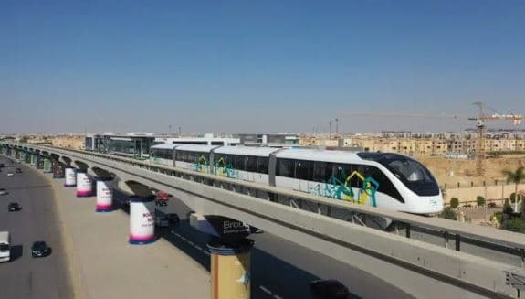 Suez quake effects on bridges and monorail