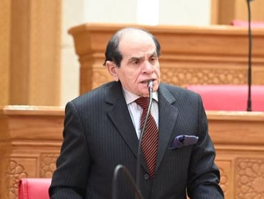 فوزي يرفض دخول خائن للسباق الرئاسي