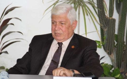 مدير كلية الدفاع يوضح تفويض وزير الدفاع