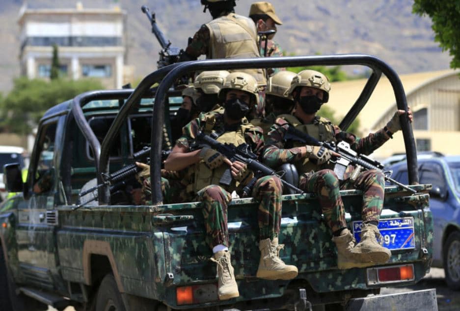 Yemen Conflict Intensifies as Houthis Attack Saudi Arabia