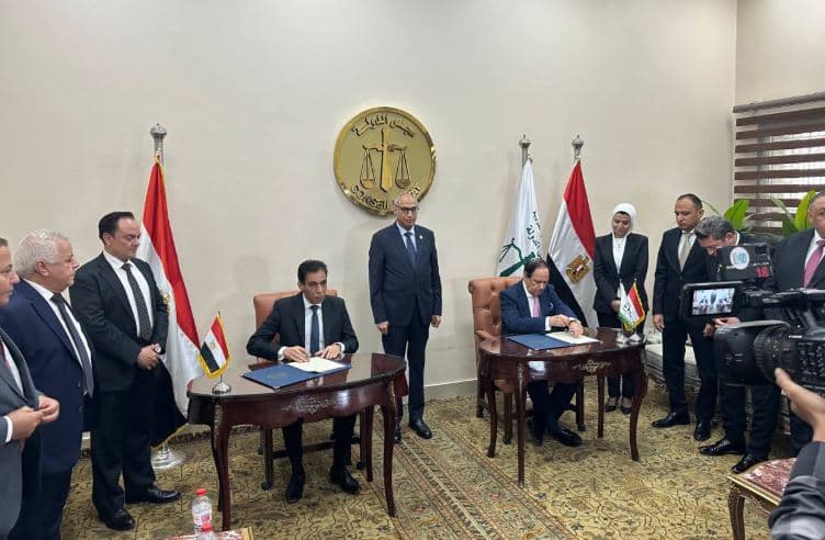 وزارة الخارجية تفتتح مكتب تصديقات في مجمع محاكم مجلس الدولة