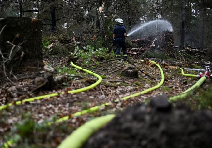 North Rhine-Westphalia wildfire containment