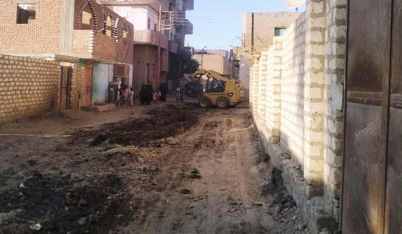 Aswan Governor Commends Water Line Repairs