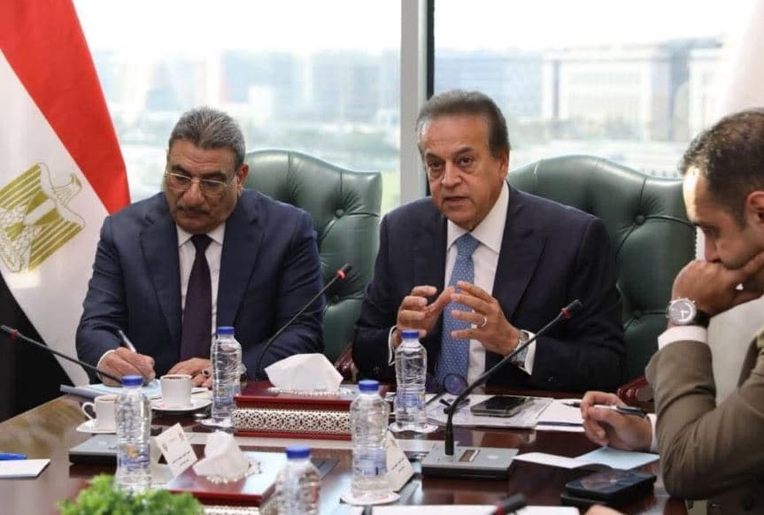 Health Minister Oversees Medical Cities Funding