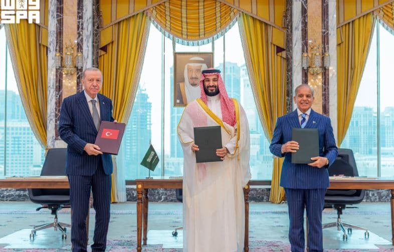 اتفاقية مكة لتعزيز الردع بين السعودية وتركيا وباكستان