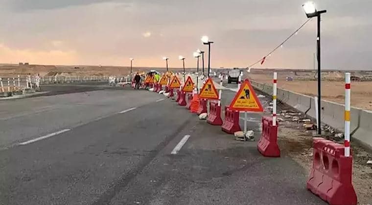 Cairo-Aswan Road Closed for Train Construction